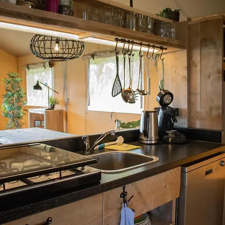 Vossenberg - Op De Veluwe! *